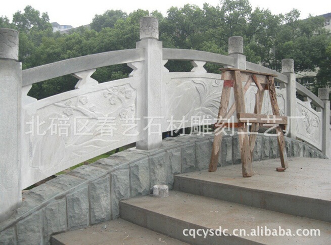 歐式石材欄桿有什么優(yōu)點(diǎn)？